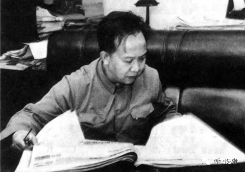 新闻记者的最高境界是从容不迫