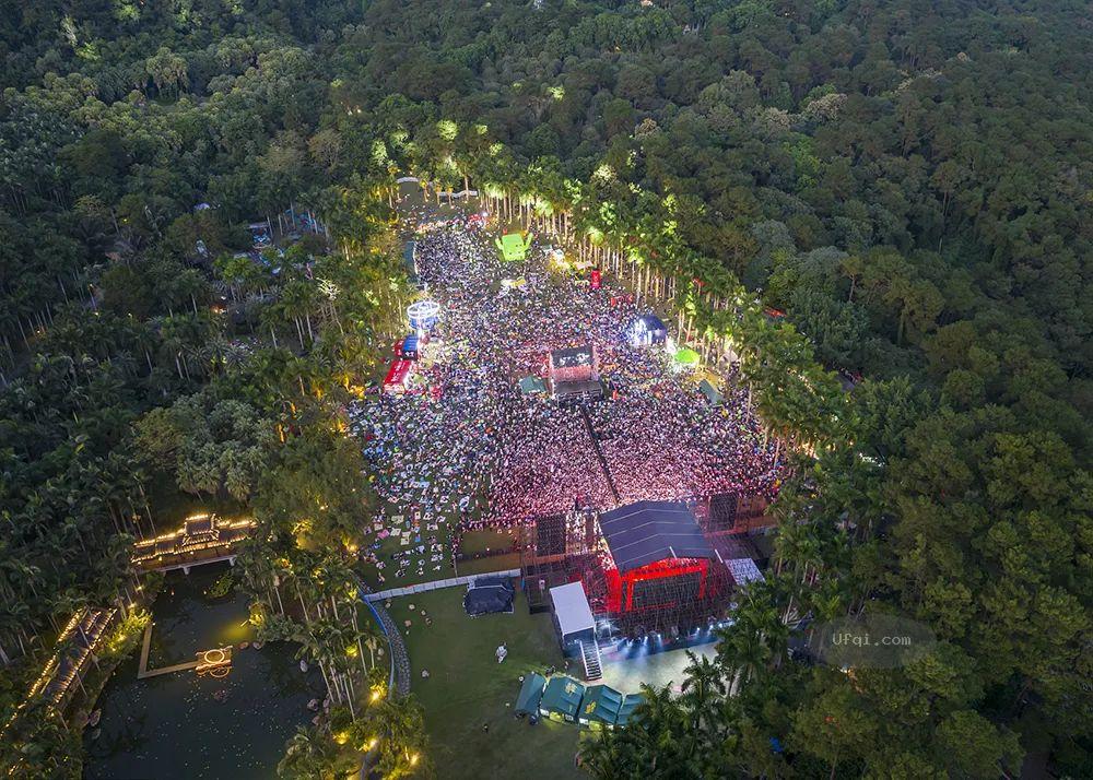 南方周末新年献词2024--守住不惑的底线，选择做最值得的自己