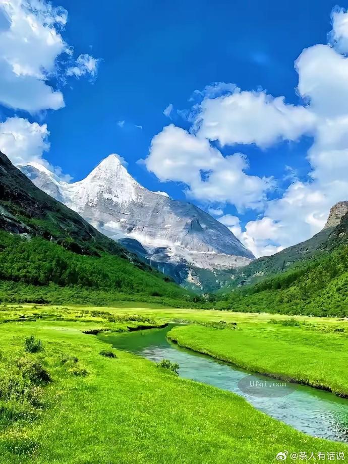 上海某公安局某派出所民警办理小公司失窃案